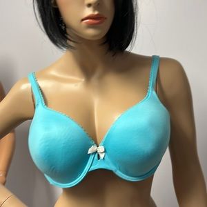 NWOT Body By. Lined Perfect Coverage Victoria Secret Bra S38C